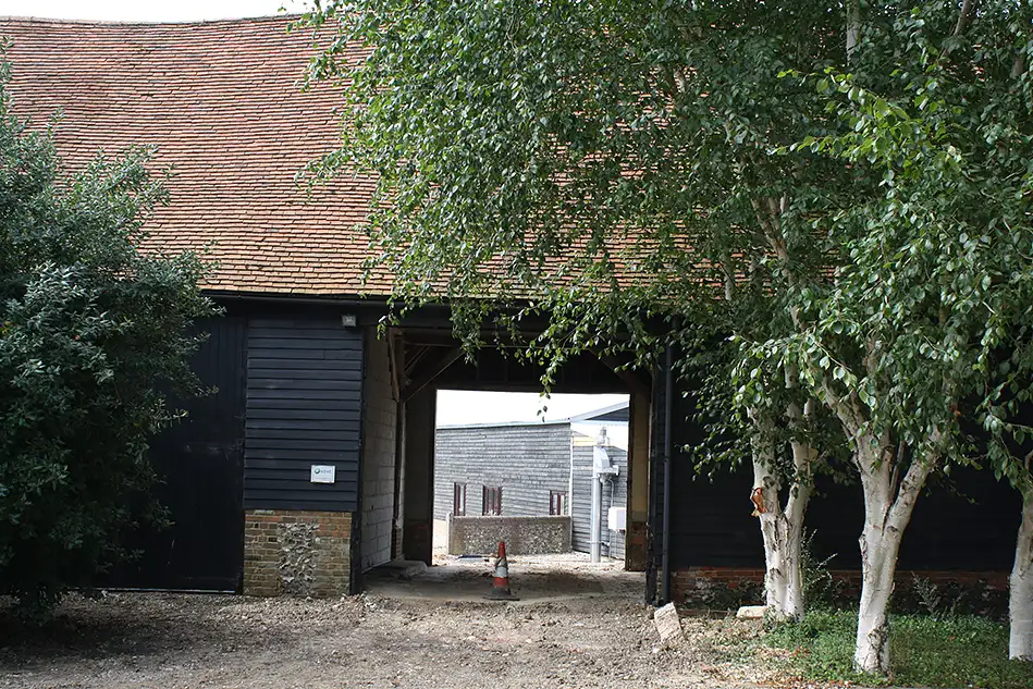 Henley Cold Press Barn Roof Photo